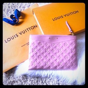 Auth Louis Vuitton Daily Pouch